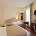 Grand Du Loiret Hotel