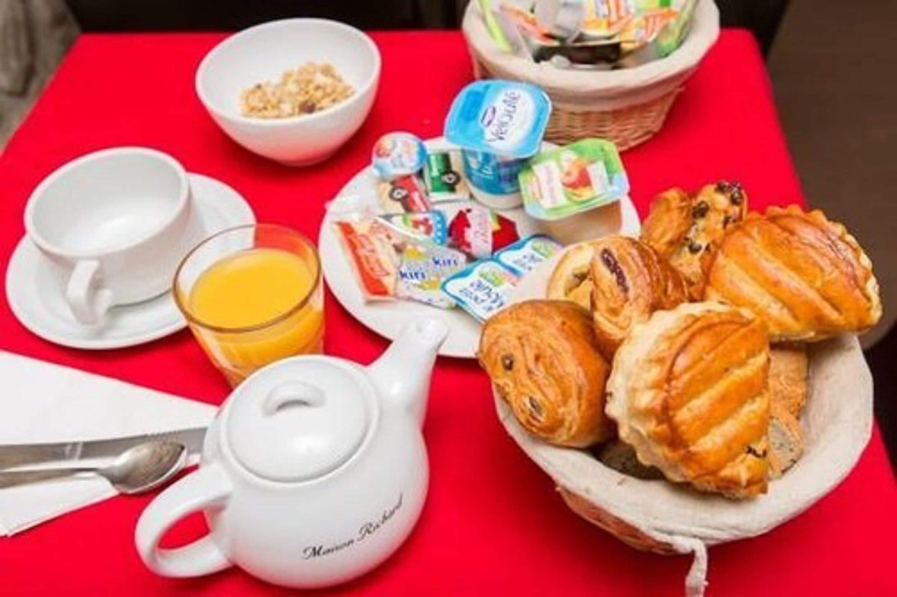 Hotel Grand Du Loiret 3*